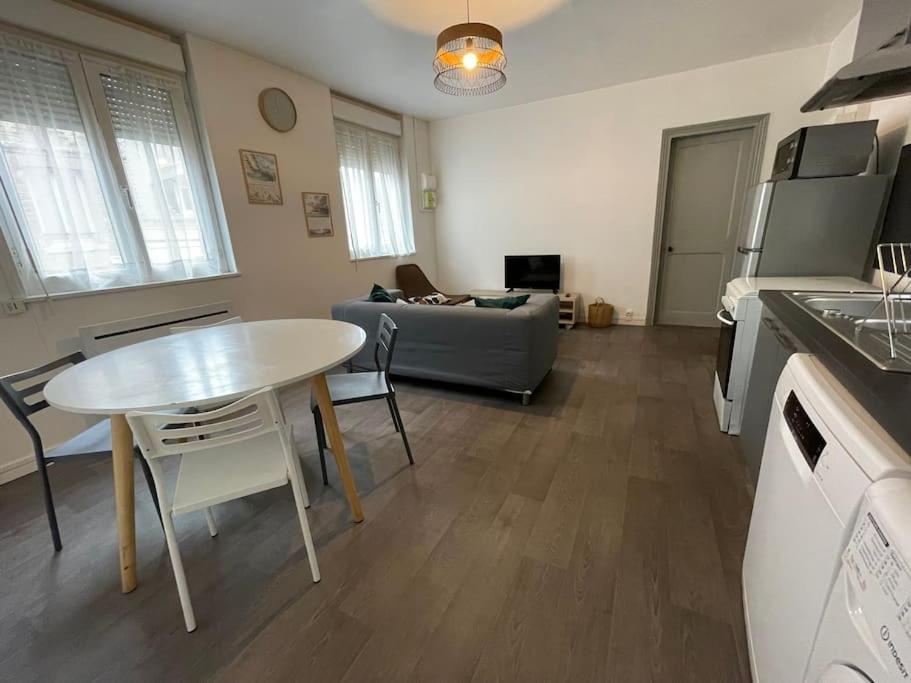 Appartement 2 Chambres A 3 Min A Pied De La Plage Saint-Valery-en-Caux Exteriör bild